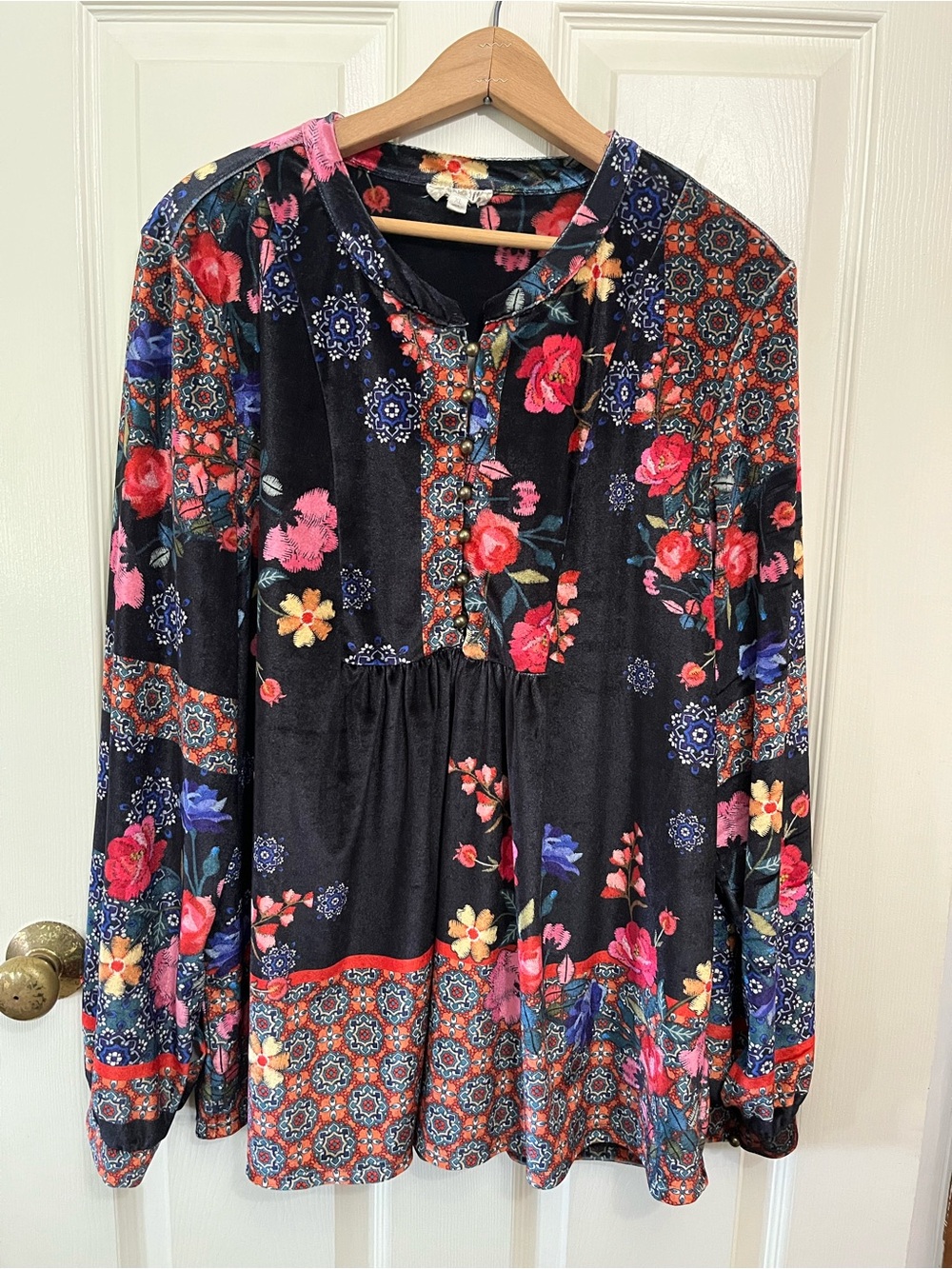 ONE WORLD Velvet Floral Patchwork Tunic Size XL